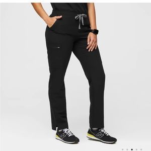 - Figs Yola scrub pants gently used Medium